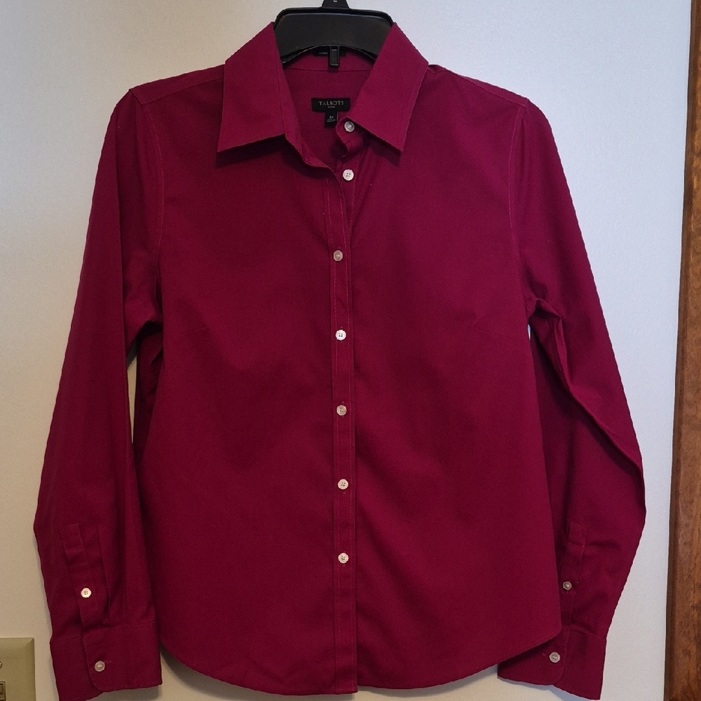 Talbots Womens Dark Fuschia Pink Long Sleeve Button Up Blouse SZ 8P